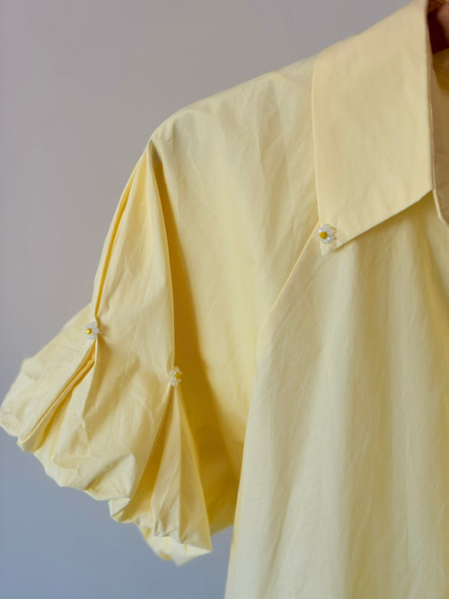 Blouse jaune fleurie MARGUERITE – Marcelle Ouest détail de la manche