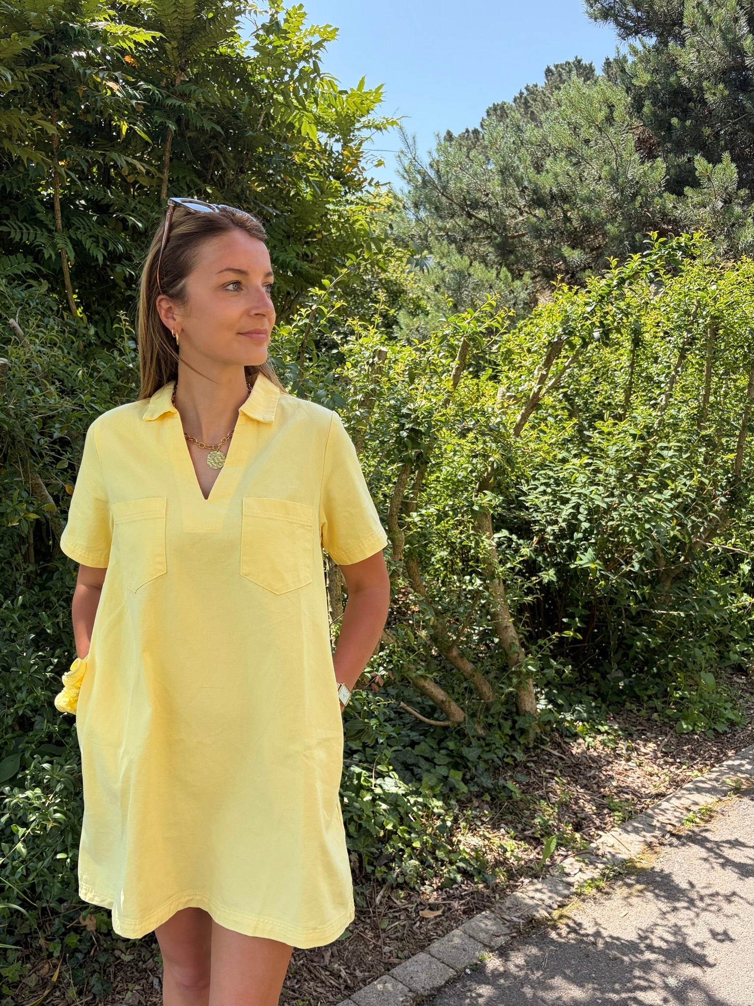 Robe LÉONIE jaune beurre col polo manches courtes 100% coton – Marcelle Ouest